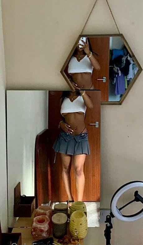 Foto di nudo di fuga di OnlyFans di Bunnyscherry