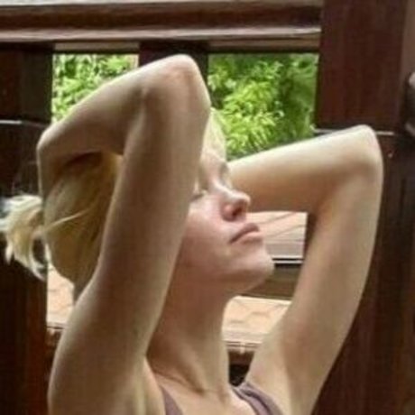 Foto di nudo di fuga di OnlyFans di Ritori2005
