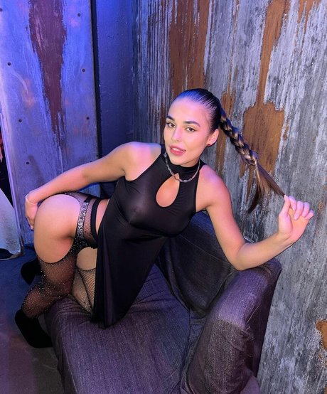 Foto di nudo di fuga di OnlyFans di Milan Cheek