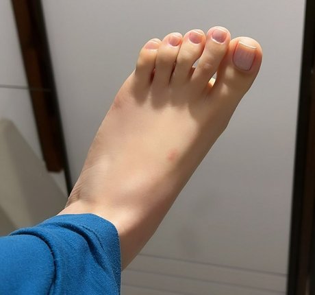 Foto di nudo di fuga di OnlyFans di Isapes