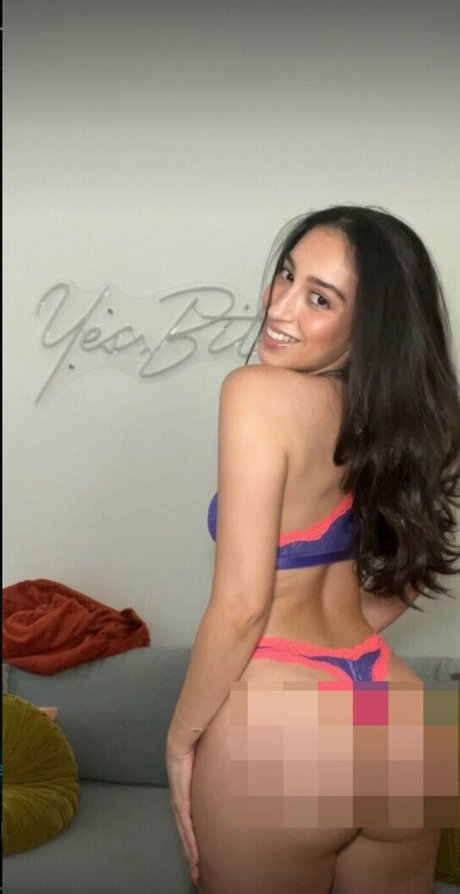 Foto di nudo di fuga di OnlyFans di Melanieramosss