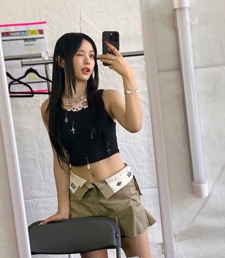 Hanni Pham