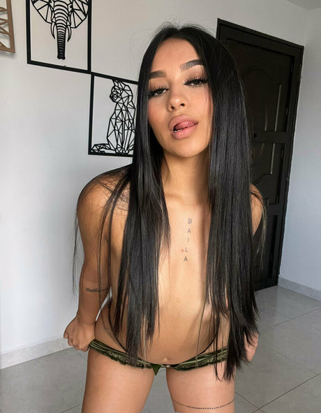 Foto di nudo di fuga di OnlyFans di Carosofia