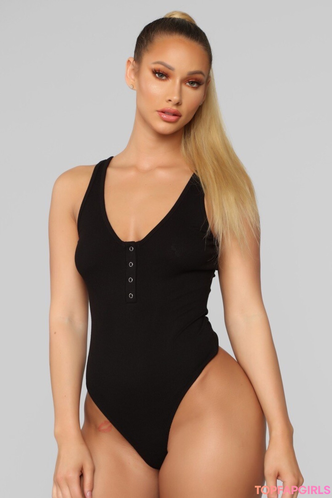 Foto di nudo di fuga di OnlyFans di Lauren Racine Wood #1604