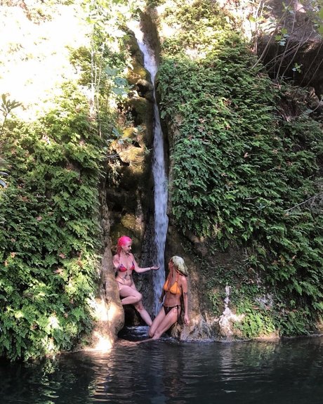 Foto di nudo di fuga di OnlyFans di Doga Lamper