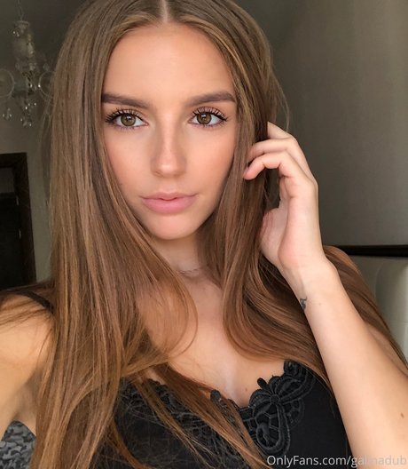 Foto di nudo di fuga di OnlyFans di Galina Dub