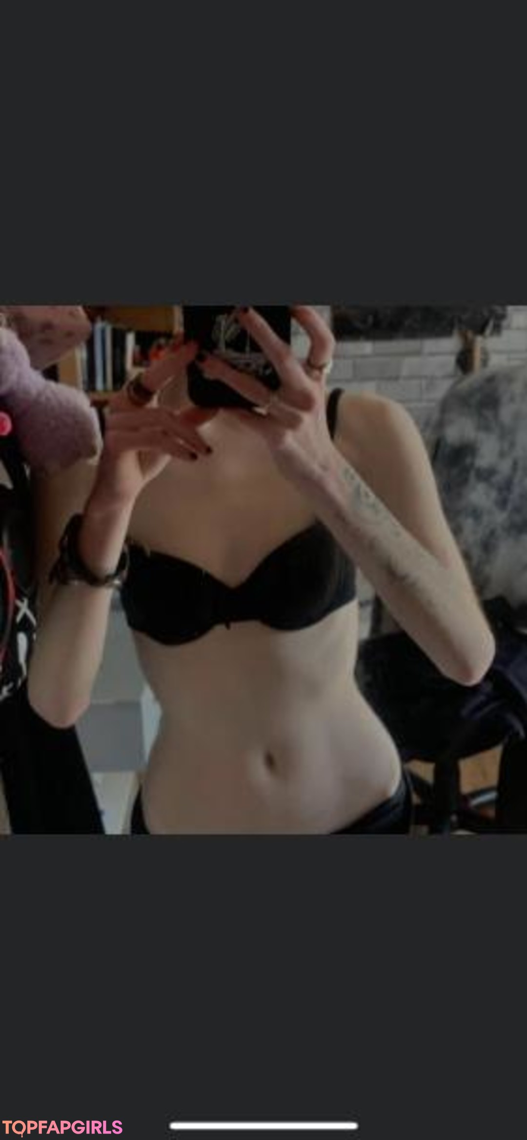 Foto di nudo di fuga di OnlyFans di Bat Brookes #14 Foto di nudo di fuga di OnlyFans di Bat Brookes #14