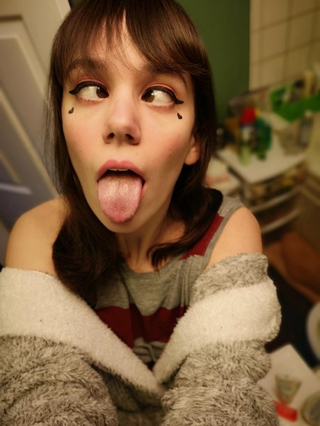 Foto di nudo di fuga di OnlyFans di Yanderekamii