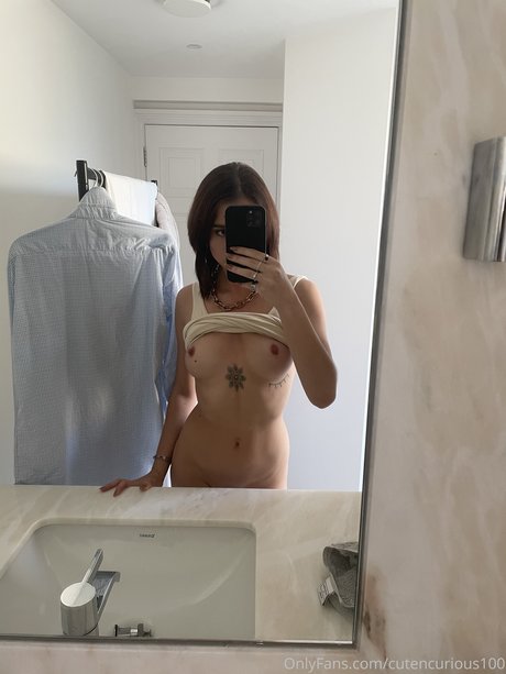 Foto di nudo di fuga di OnlyFans di Jessica Sadd