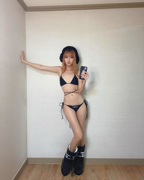 Foto di nudo di fuga di OnlyFans di Dj Camgirl