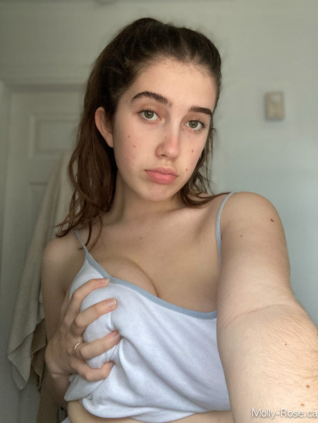 Foto di nudo di fuga di OnlyFans di Molly Barkasy