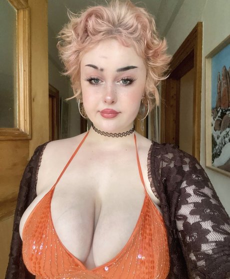 Foto di nudo di fuga di OnlyFans di Milabloomoo