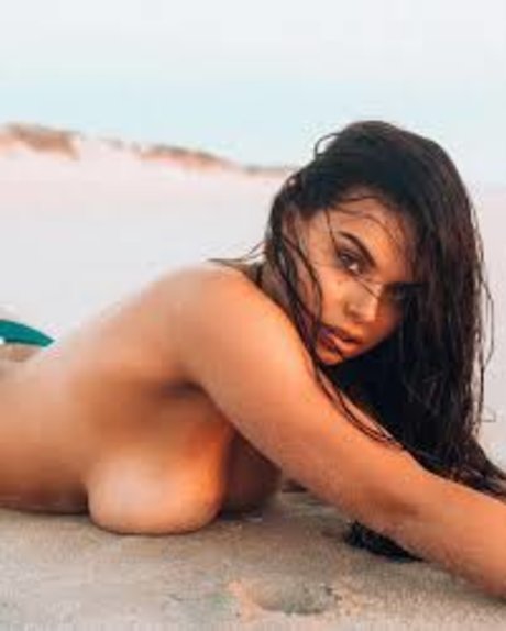 Foto di nudo di fuga di OnlyFans di Lily Van Dyke