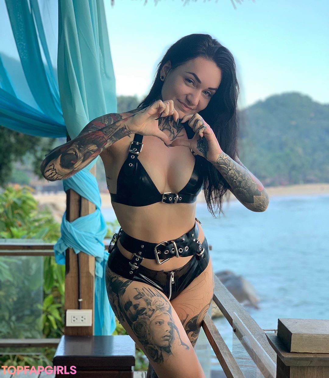 Foto di nudo di fuga di OnlyFans di Bella Isadora #40