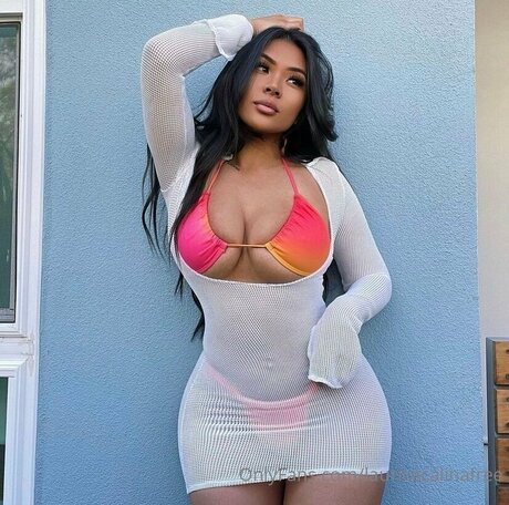 Foto di nudo di fuga di OnlyFans di Lauricecalinafree