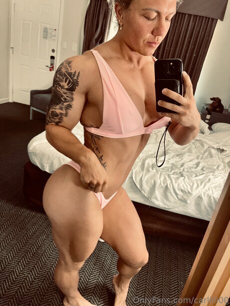 Foto di nudo di fuga di OnlyFans di Carliiii00