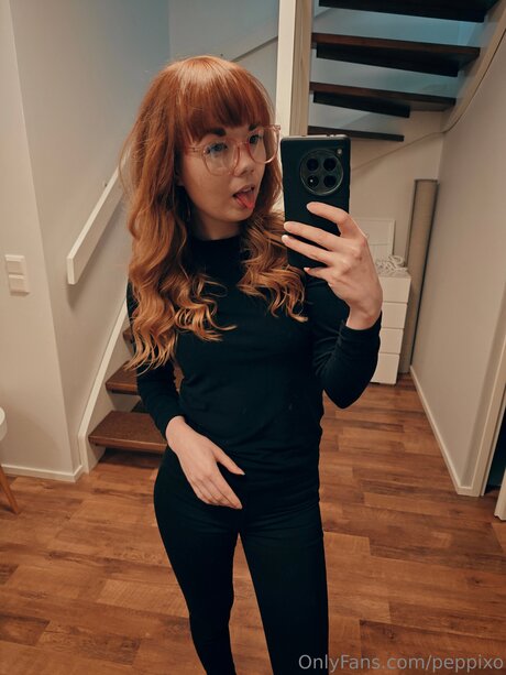 Foto di nudo di fuga di OnlyFans di Peppixo