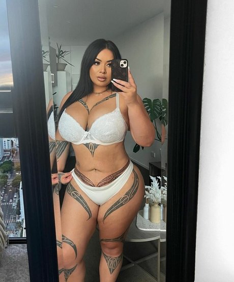 Foto di nudo di fuga di OnlyFans di Krisy Erin