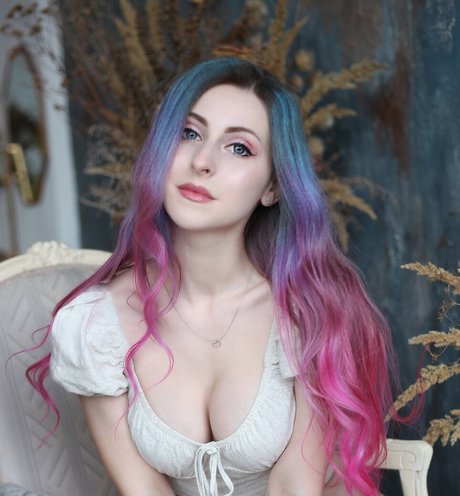 Foto di nudo di fuga di OnlyFans di Roxolana