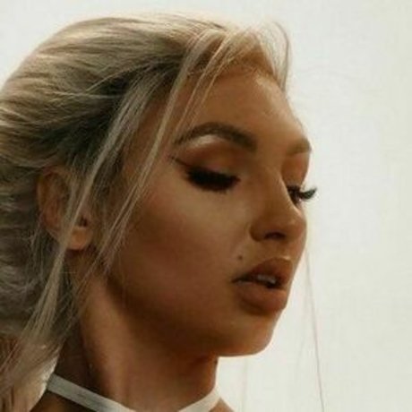 Foto di nudo di fuga di OnlyFans di Iryna Ivanova