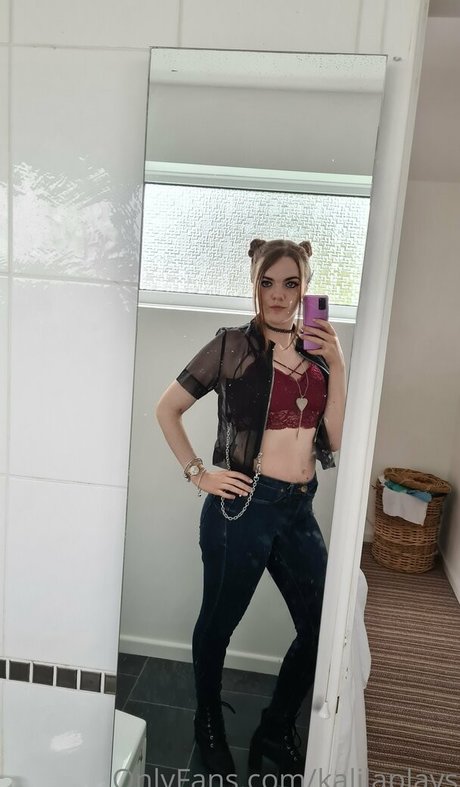 Foto di nudo di fuga di OnlyFans di Kalilaplays