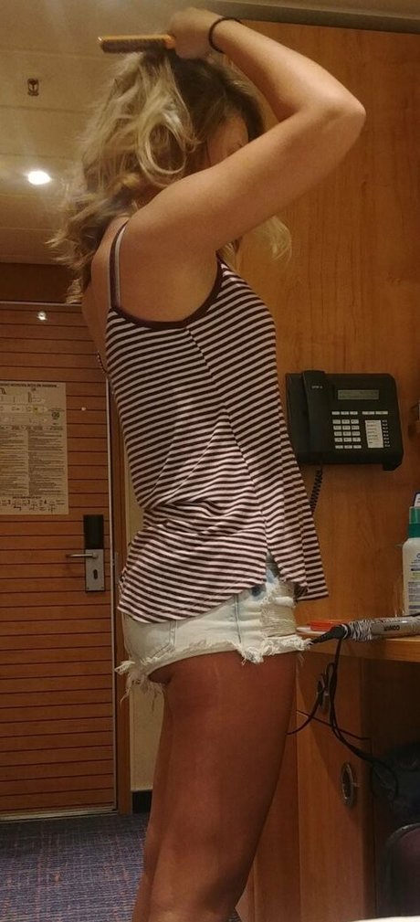 Foto di nudo di fuga di OnlyFans di Sadiedavis1187