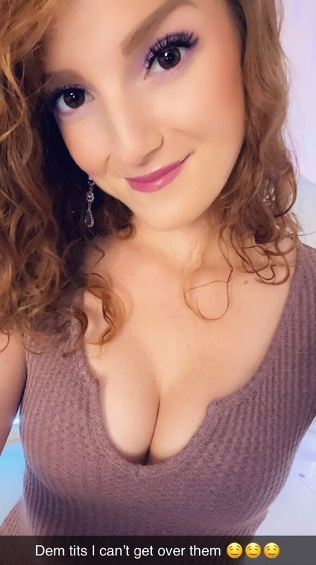 Foto di nudo di fuga di OnlyFans di Gingermfc