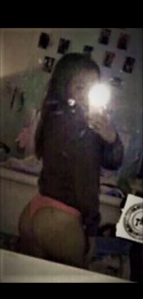 Foto di nudo di fuga di OnlyFans di Jenna Sinatra