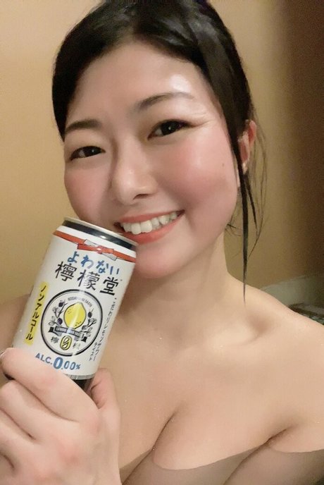 Foto di nudo di fuga di OnlyFans di Shizukachan0701