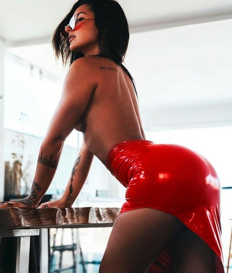 Foto di nudo di fuga di OnlyFans di Talia Sereia
