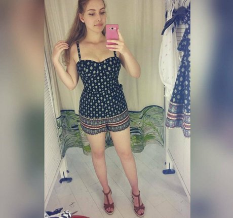 Foto di nudo di fuga di OnlyFans di Alissa Strekozova