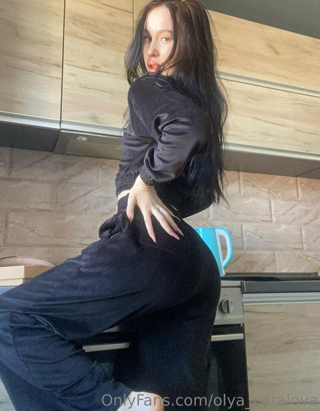 Foto di nudo di fuga di OnlyFans di Olyacoralova