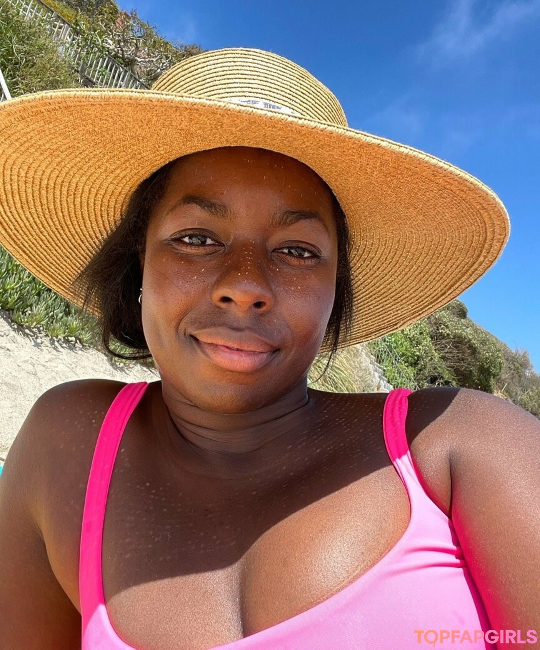 Foto di nudo di fuga di OnlyFans di Camille Winbush #35 Foto di nudo di fuga di OnlyFans di Camille Winbush #35