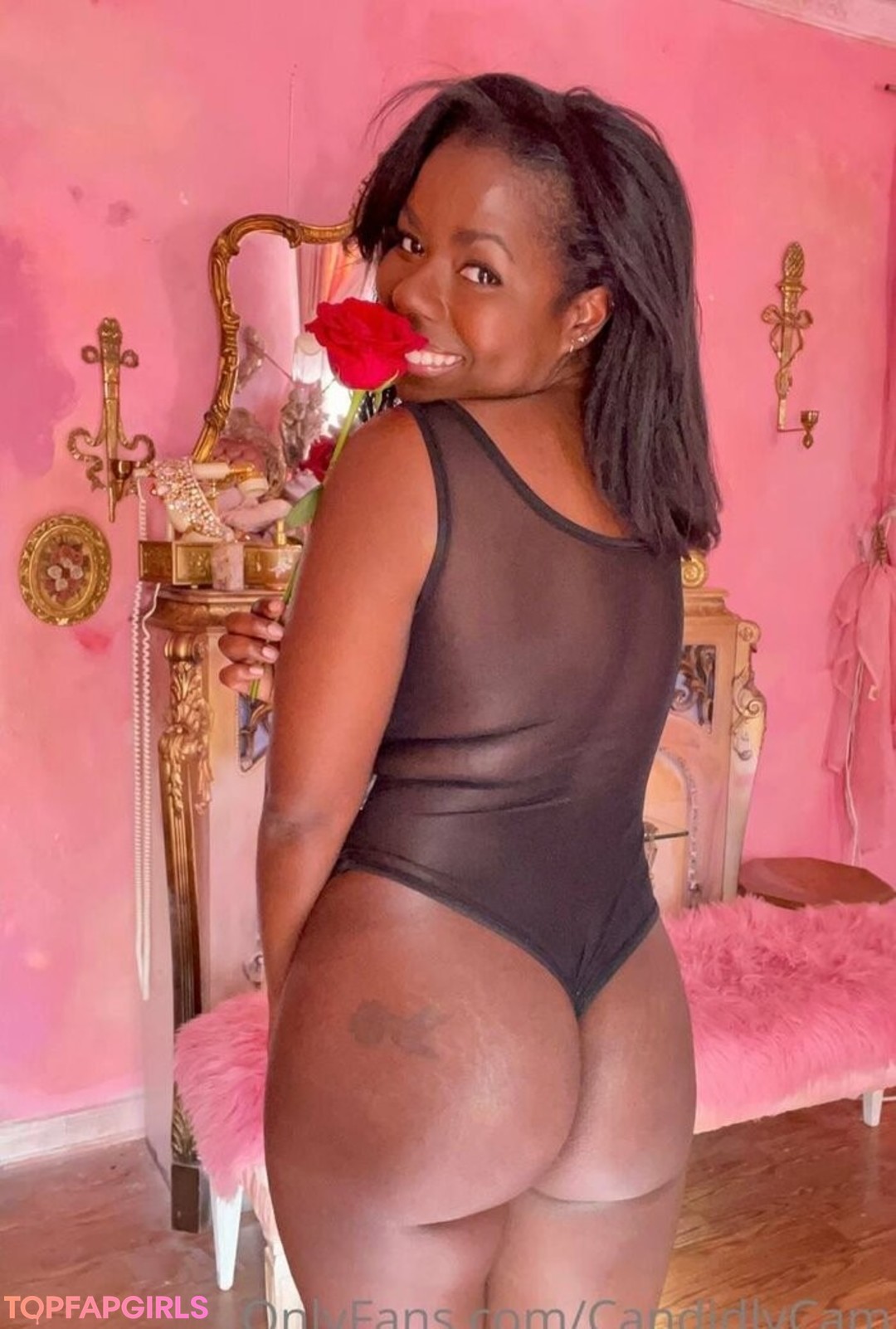 Foto di nudo di fuga di OnlyFans di Camille Winbush #53 Foto di nudo di fuga di OnlyFans di Camille Winbush #53