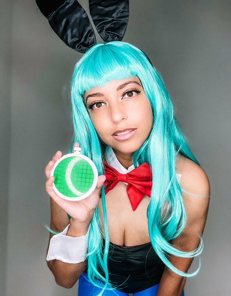 Domi Cosplay