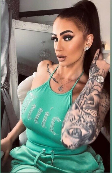 Foto di nudo di fuga di OnlyFans di Siobhan Ward