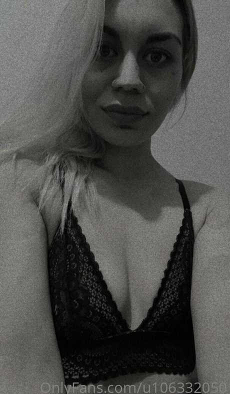 Foto di nudo di fuga di OnlyFans di Kiwigiiiirl
