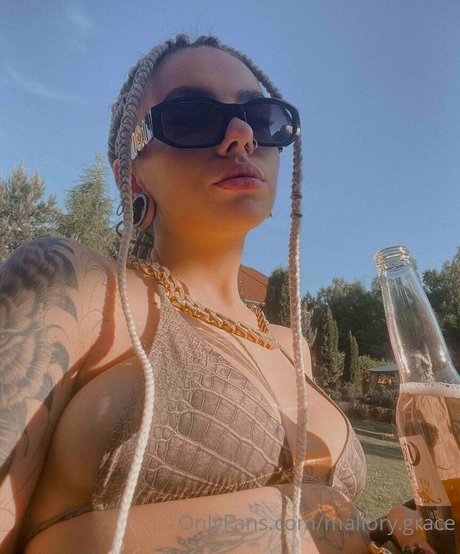 Foto di nudo di fuga di OnlyFans di Mallorygrace
