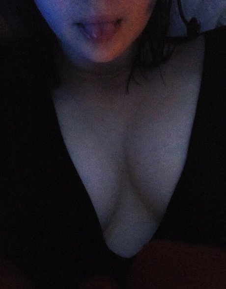 Foto di nudo di fuga di OnlyFans di Lofilisichka