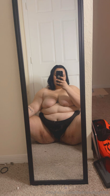 Foto di nudo di fuga di OnlyFans di Thefriendlygh0st