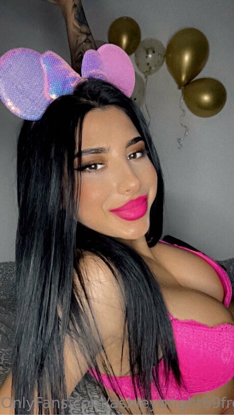 Foto di nudo di fuga di OnlyFans di Ashleybright69free