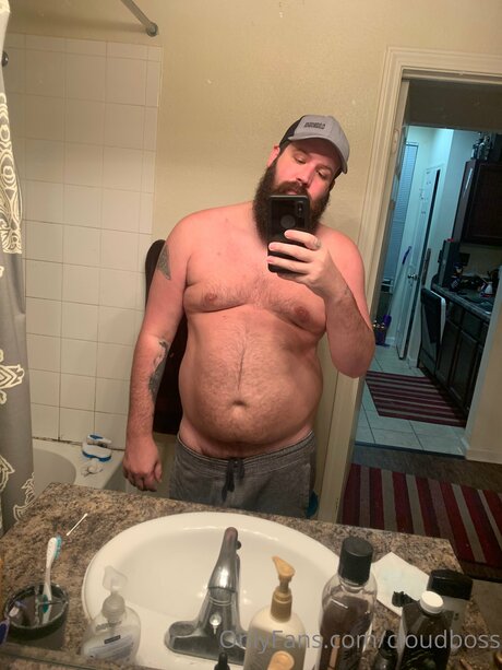 Foto di nudo di fuga di OnlyFans di Cloudboss