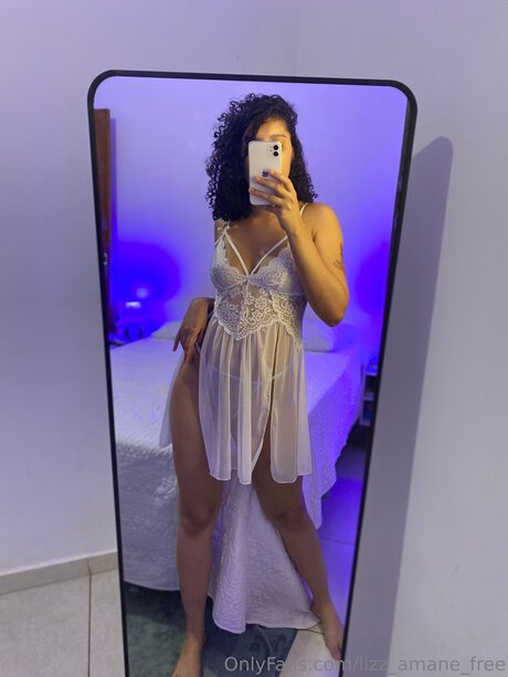 Foto di nudo di fuga di OnlyFans di Lizz Nks