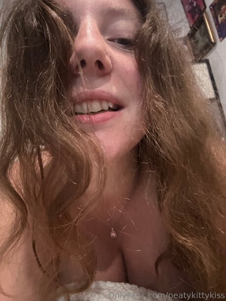 Peatykittykiss