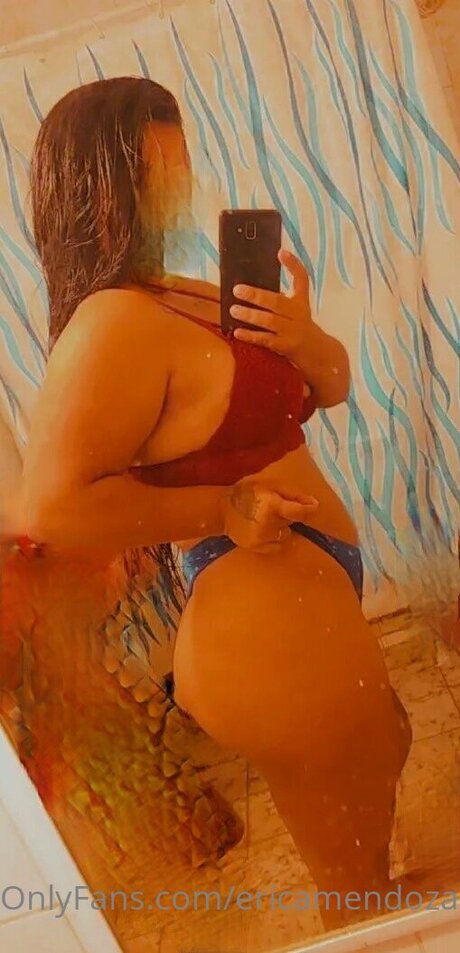 Foto di nudo di fuga di OnlyFans di Ericamendoza003