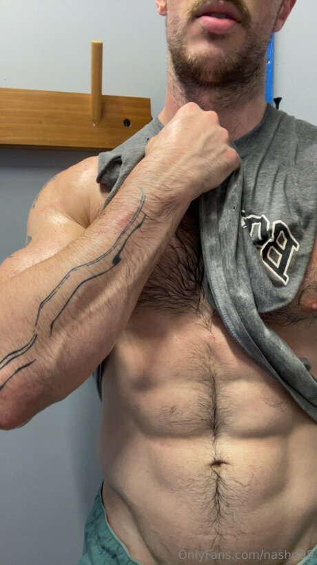 Foto di nudo di fuga di OnlyFans di Nashd98