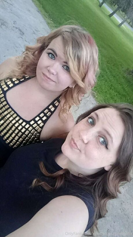 Xsluttycupcakex6669x