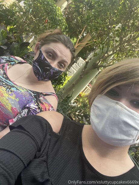 Xsluttycupcakex6669x