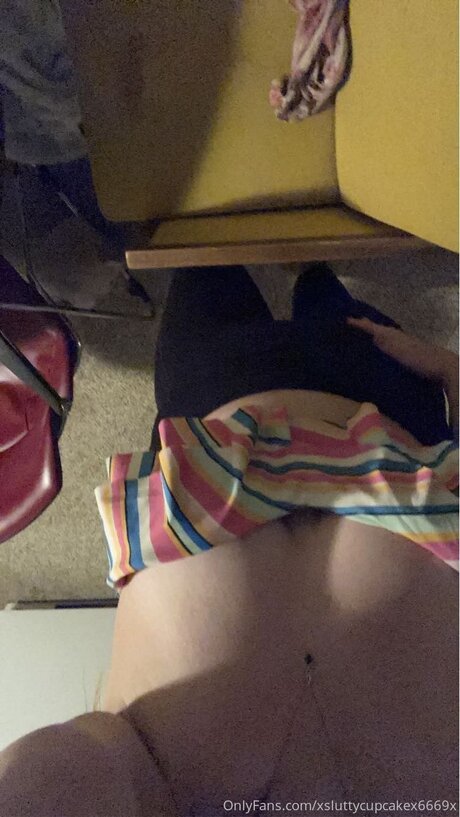 Xsluttycupcakex6669x