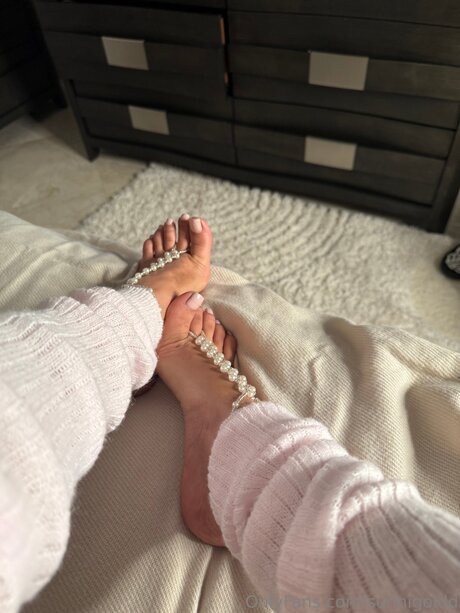 Foto di nudo di fuga di OnlyFans di Sunnigoldd